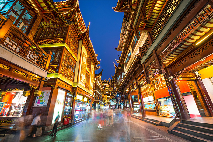 想要吸引客流量，你知道景區(qū)亮化的秘訣嗎？