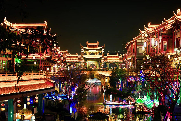 游客天黑就散場？景區(qū)亮化幫你抓住“夜間黃金4小時”，客流翻倍就靠這一步！