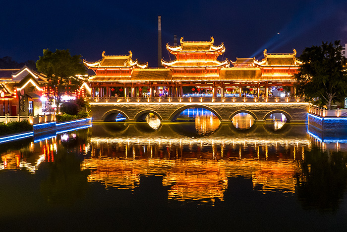 不為游客著想的景區(qū)夜游亮化，注定失??！